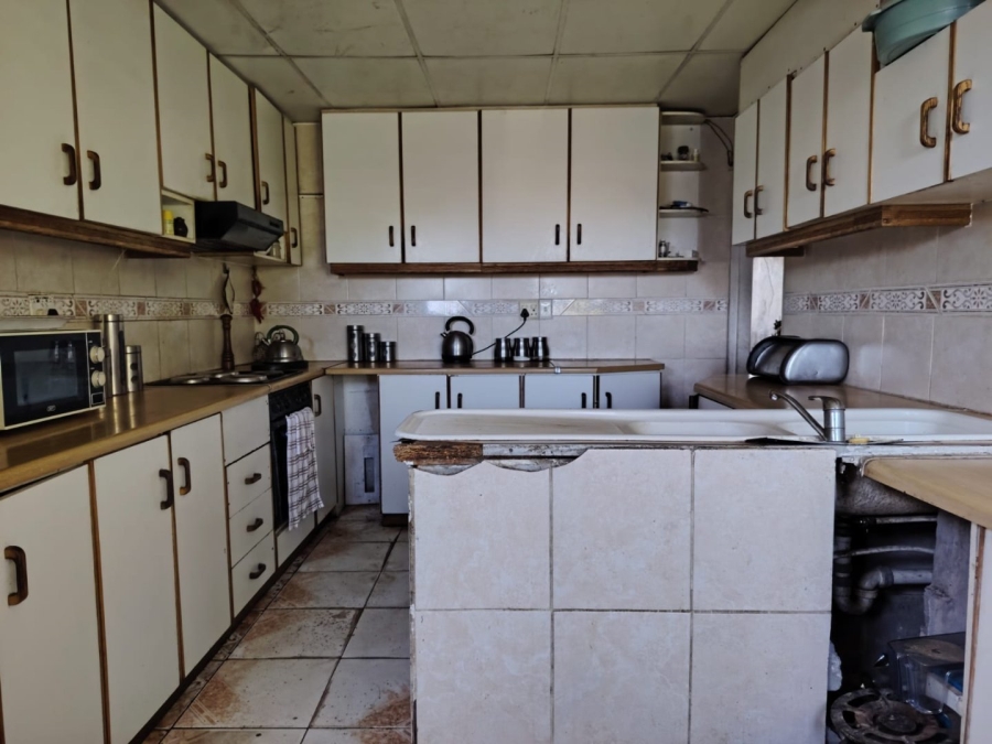 4 Bedroom Property for Sale in Saxonsea Western Cape